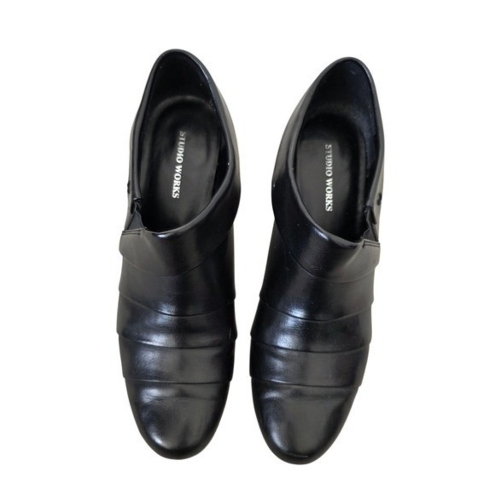 Studio Works Black Leather Pleated Block Heel‎ Ankle Booties Women's Size 8M
